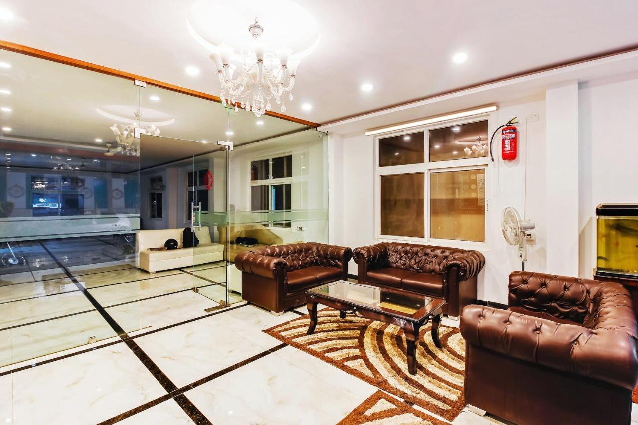 Oyo 29131 Hotel Mn Grand Shamshabad Extérieur photo