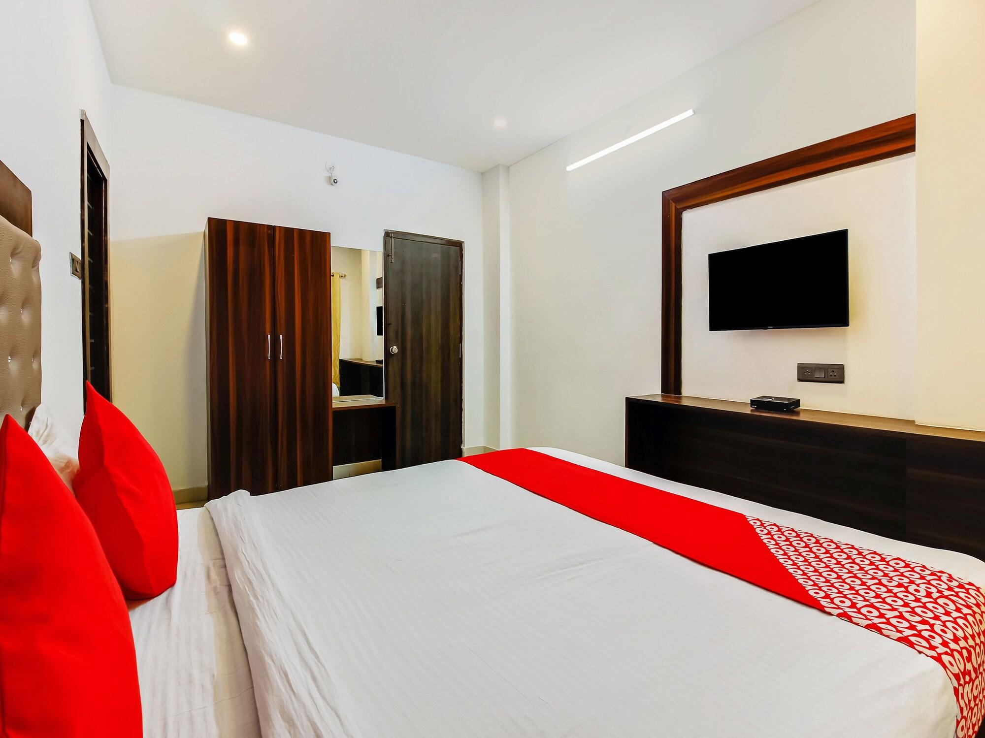 Oyo 29131 Hotel Mn Grand Shamshabad Extérieur photo
