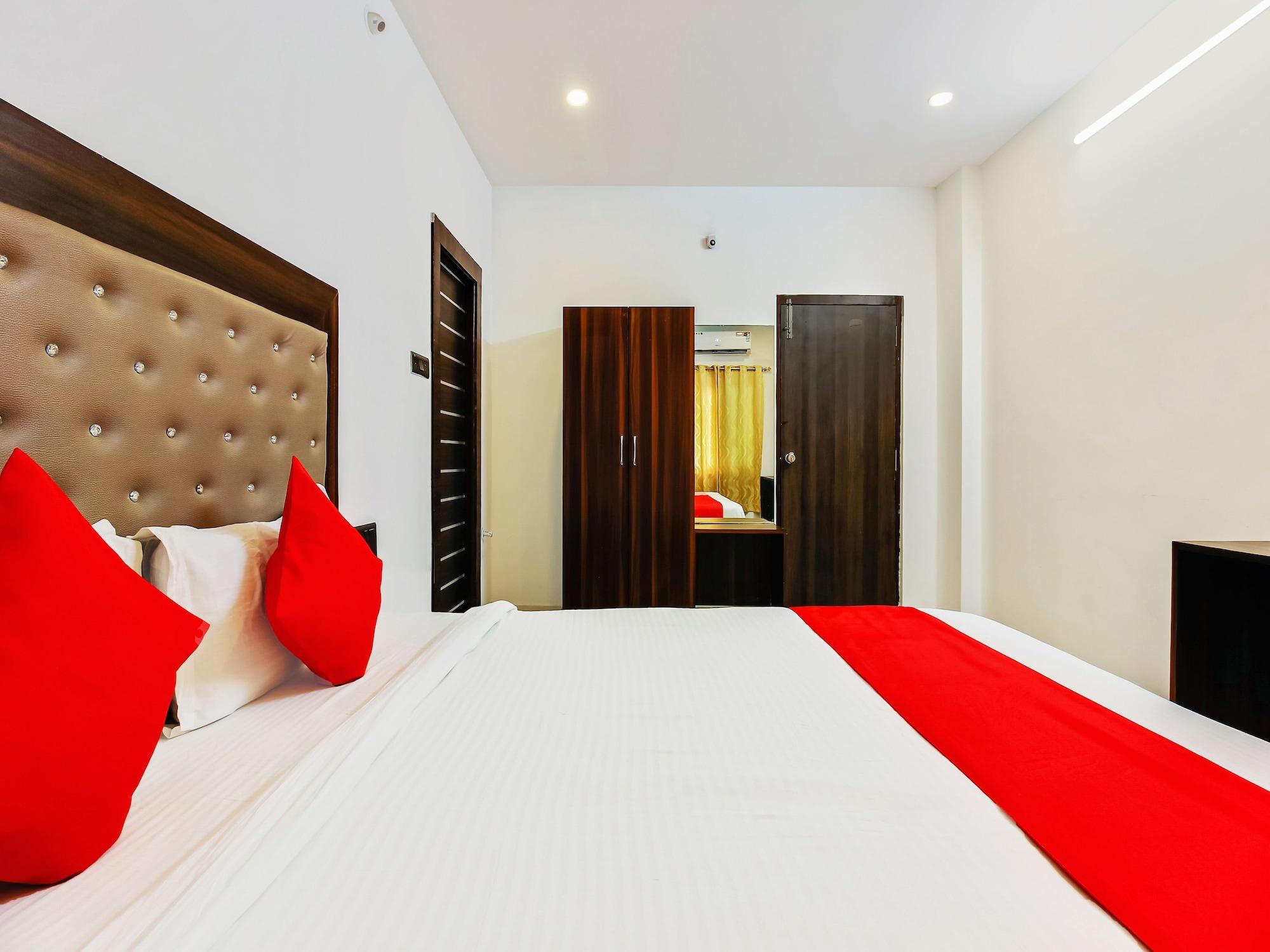 Oyo 29131 Hotel Mn Grand Shamshabad Extérieur photo