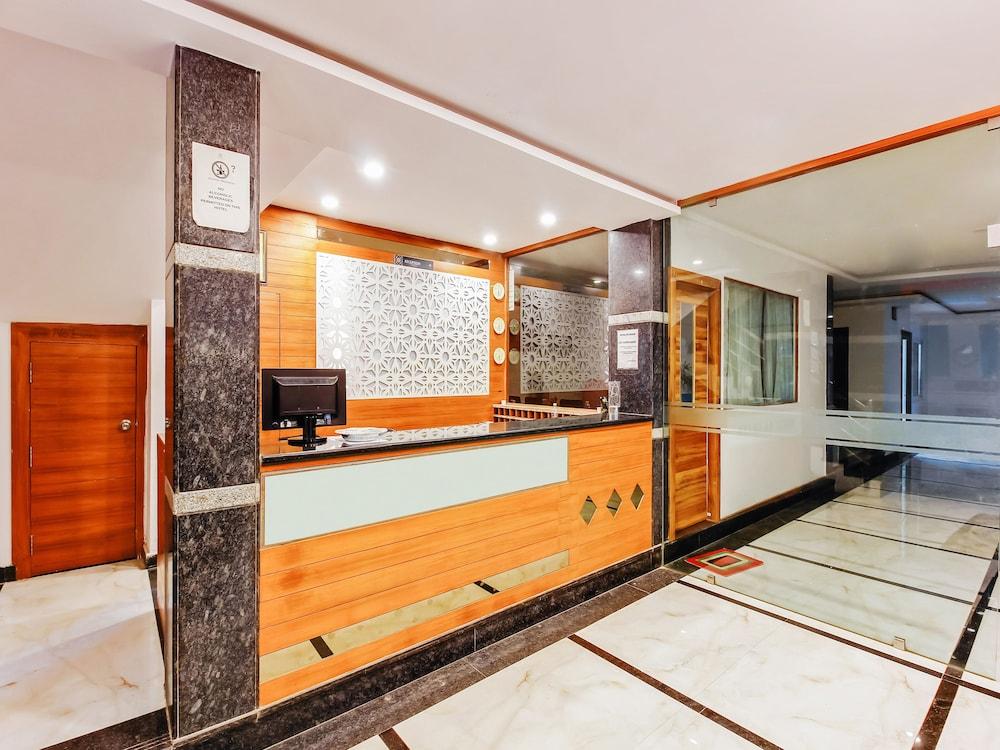 Oyo 29131 Hotel Mn Grand Shamshabad Extérieur photo